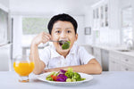 Membiasakan Pola Makan Sehat Pada Anak untuk Menjaga Tumbuh Kembangnya